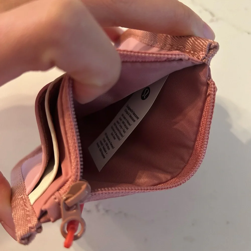 Lululemon True Identity Card Case Deco Pink/Light Ivory/Pink Haze